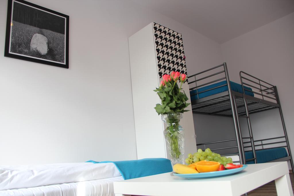 Baba Hostel Калиш Номер фото