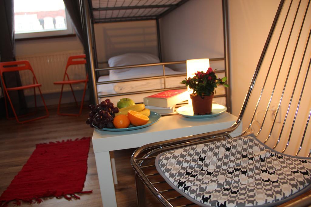 Baba Hostel Калиш Номер фото