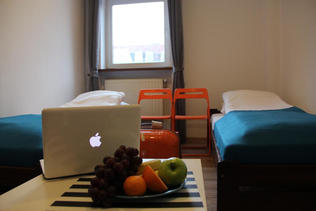 Baba Hostel Калиш Номер фото